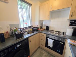 Kitchen- click for photo gallery